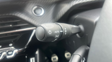 Peugeot 208 1.2 PureTech 100 Allure Premium + 5dr Petrol Hatchback